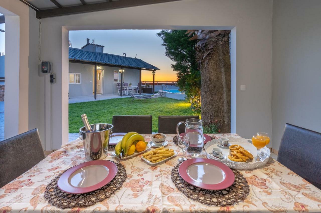 Fontana Luxury Villa Salakos With Pool Near Beach Kültér fotó